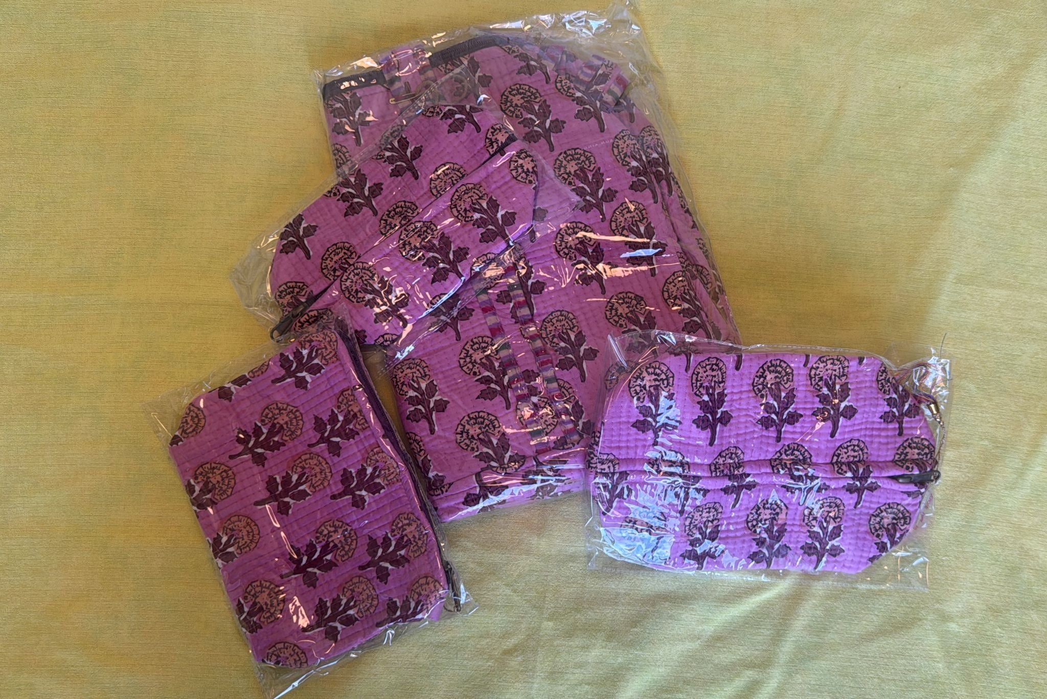 Bolso de viaje + 3 neceseres