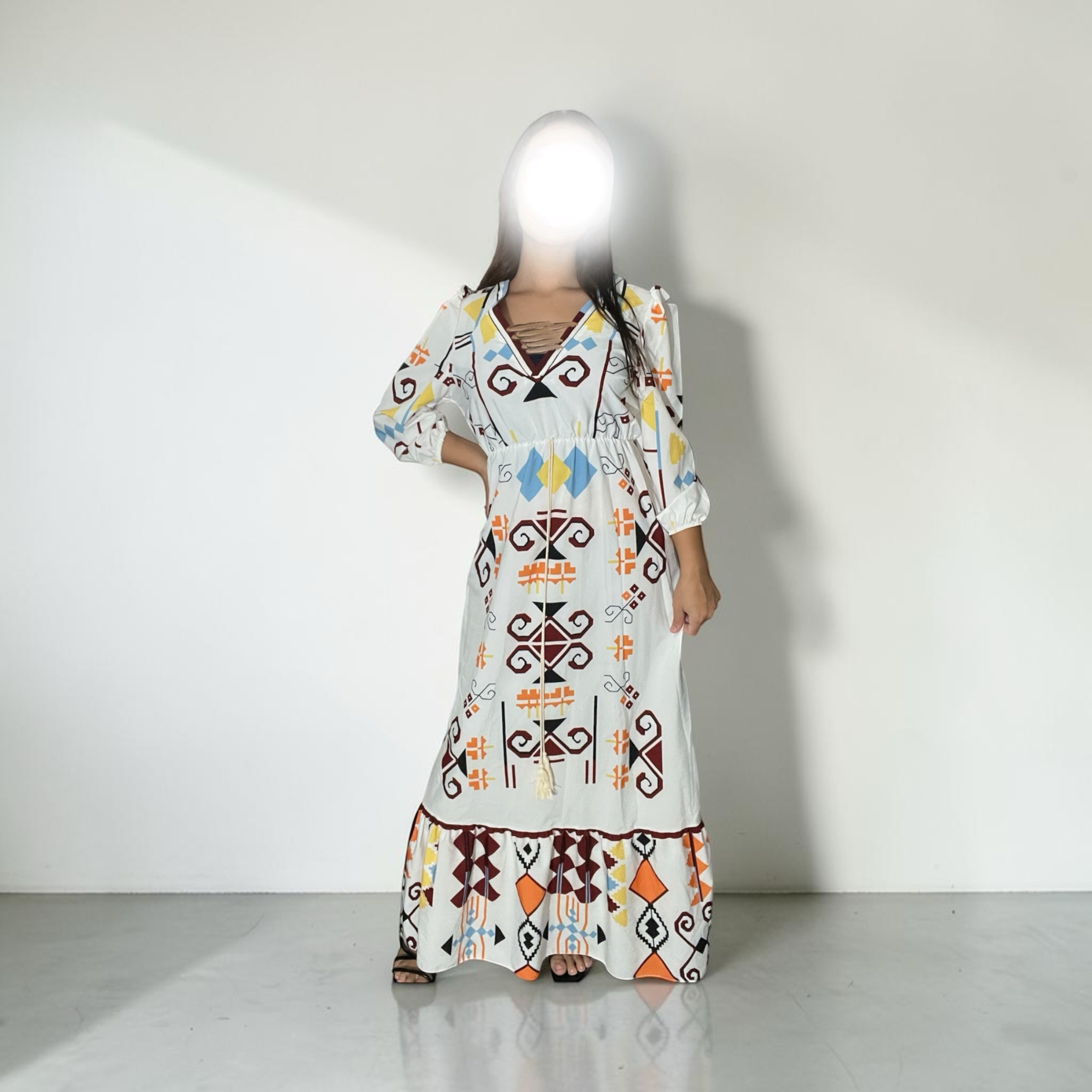 Vestido Largo Estampado con Detalles Étnicos. Talla S/M