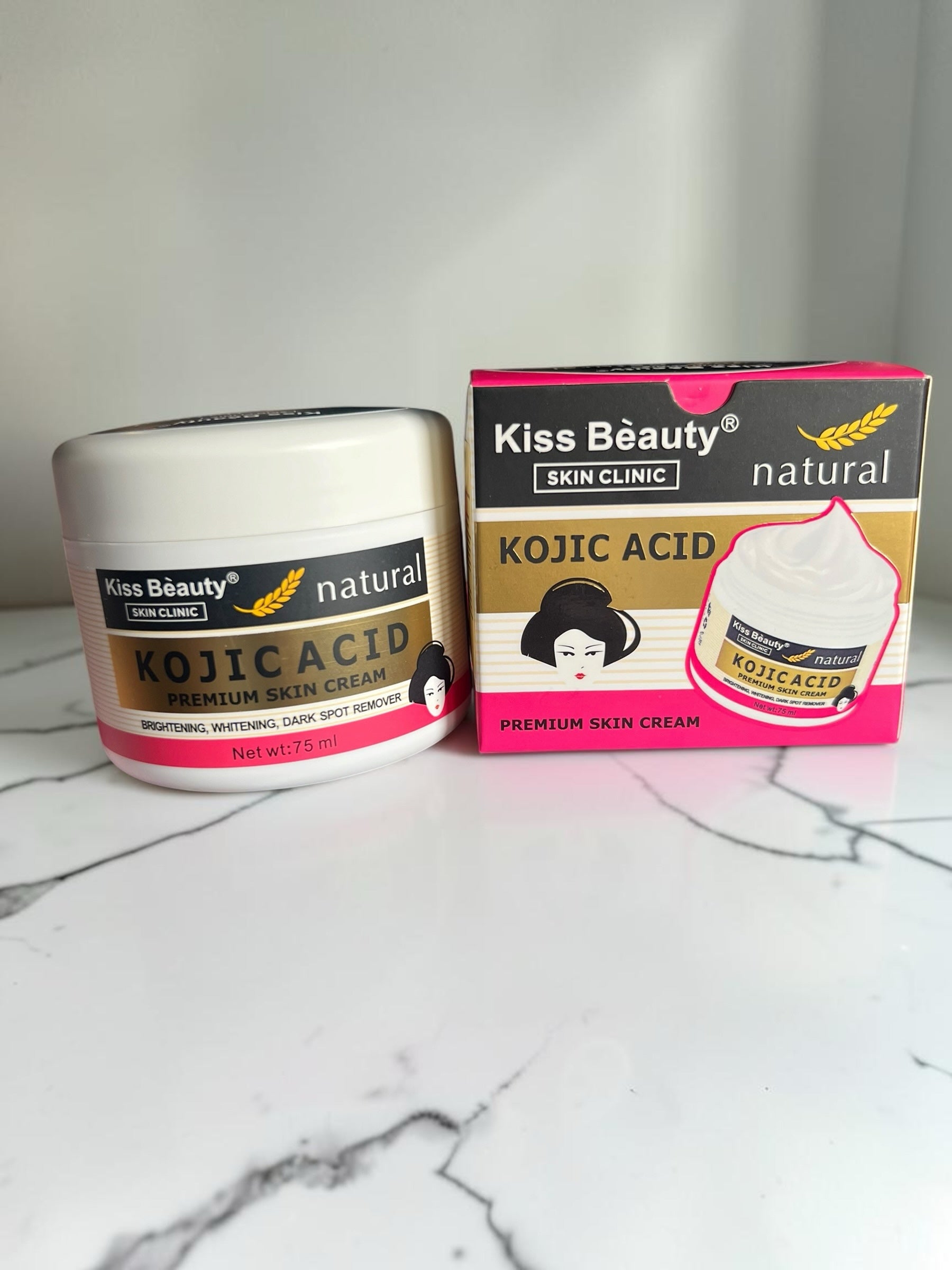 Crema facial Selsebil Kiss Beauty con ácido kójico en tarro de 75 ml y caja, ideal para aclarar manchas y unificar el tono