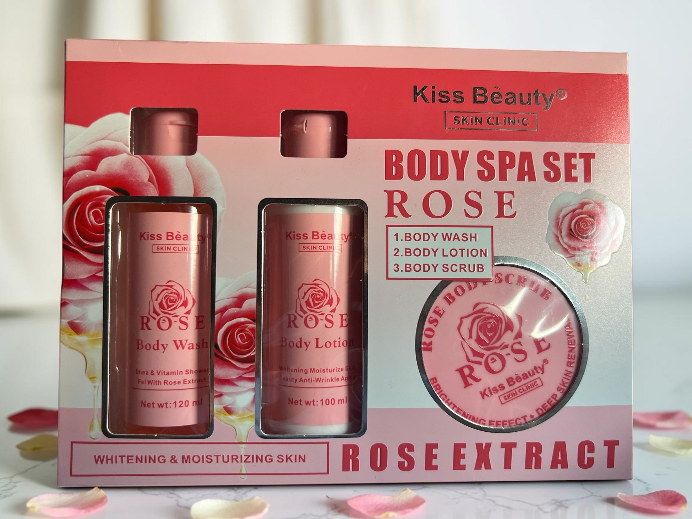 Set de spa corporal Selsebil Kiss Beauty con extracto de rosa, incluye gel de ducha, loción y exfoliante hidratante.